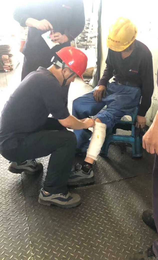 落實安全責(zé)任推動安全發(fā)展——新材料公司扎實開展 “安全生產(chǎn)月”活動 落實安全責(zé)任推動安全發(fā)展——新材料公司扎實開展 “安全生產(chǎn)月”活動