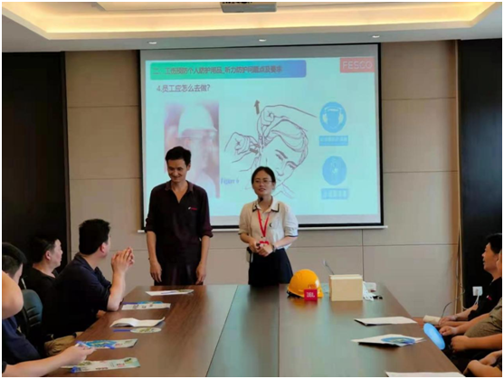 開展工傷預(yù)防培訓(xùn) 筑牢職工安全防線 開展工傷預(yù)防培訓(xùn) 筑牢職工安全防線